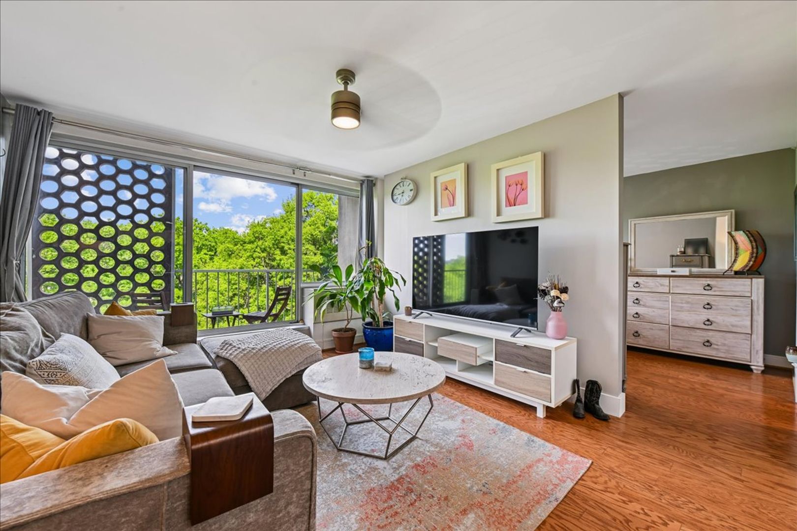 Washington Condo: 800 4Th St SW Unit #N604