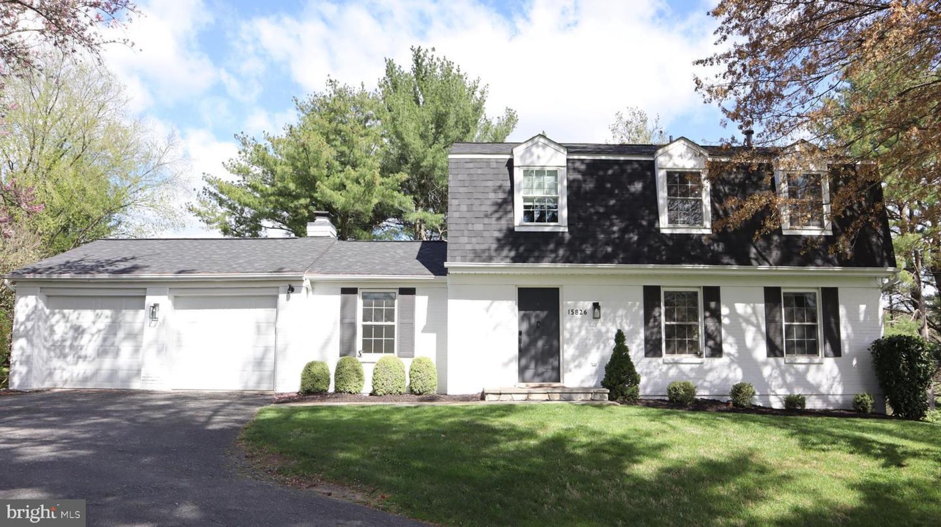 Derwood House: 15826 Anamosa Dr