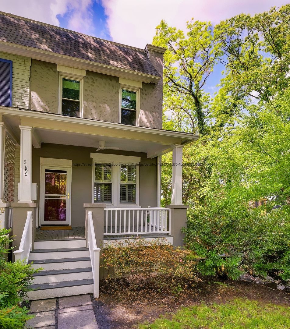 Washington House: 5188 Fulton St NW