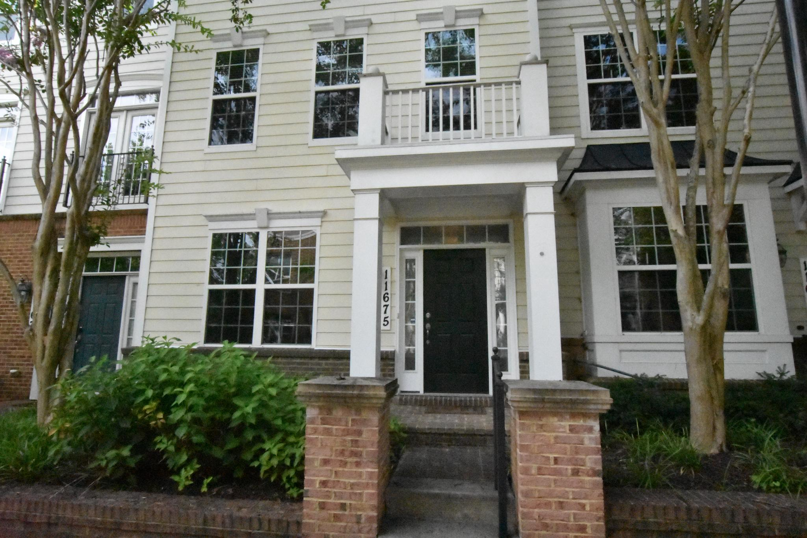 Silver Spring House: 11675 Leesborough Cir