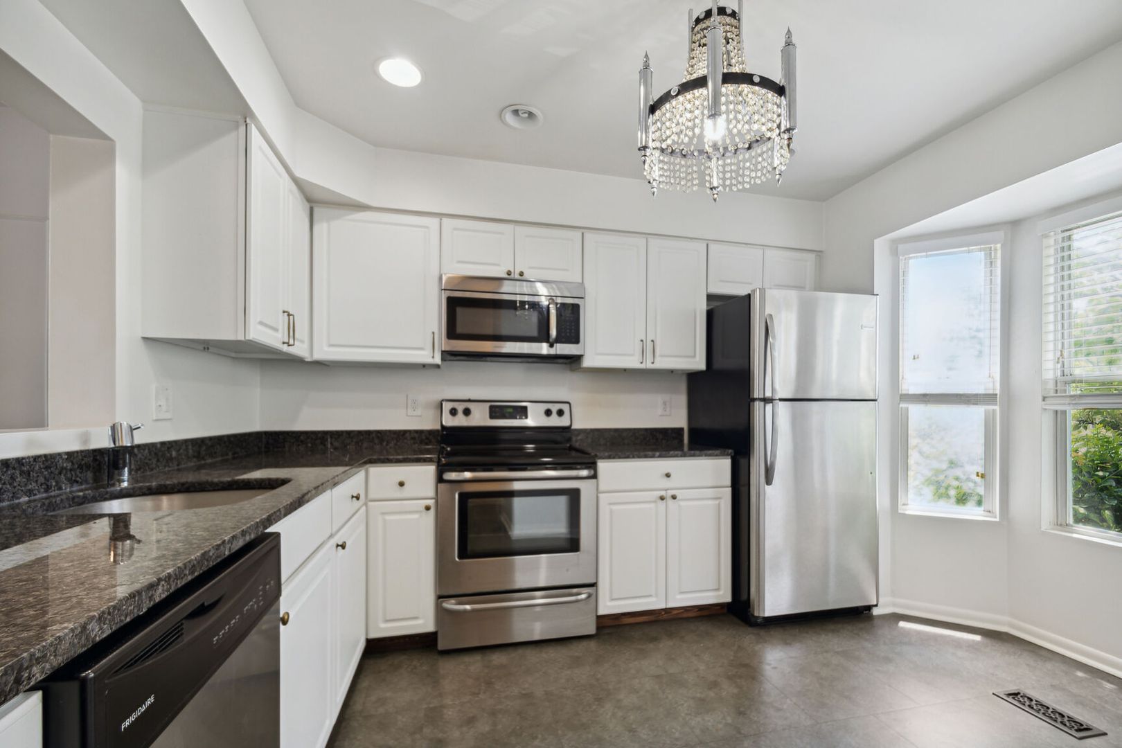 Silver Spring Townhome: 2849 Schoolhouse Circle