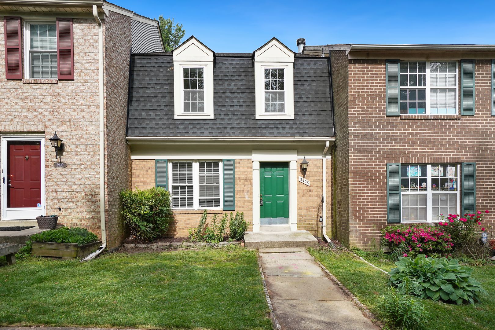 Silver Spring Townhome: 3908 Ferrara Dr