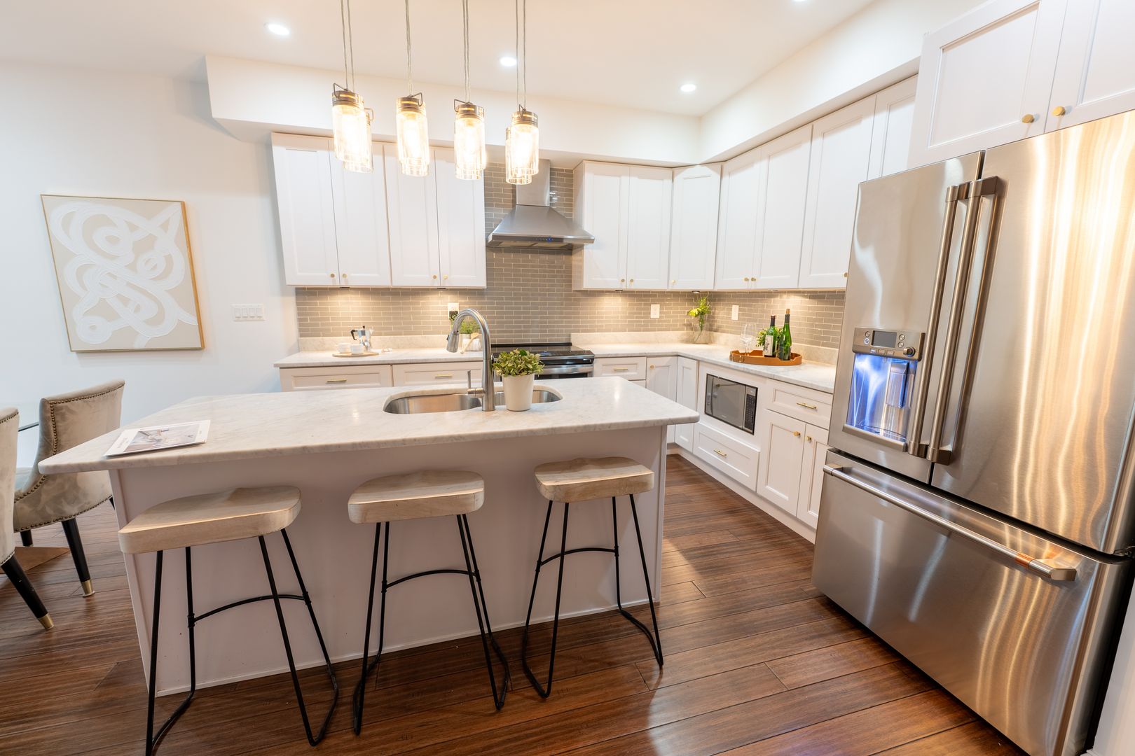 Washington House: 3803 10th St NW #1