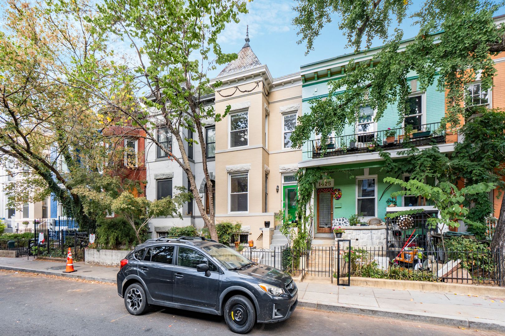 Washington House: 1427 Monroe St NW