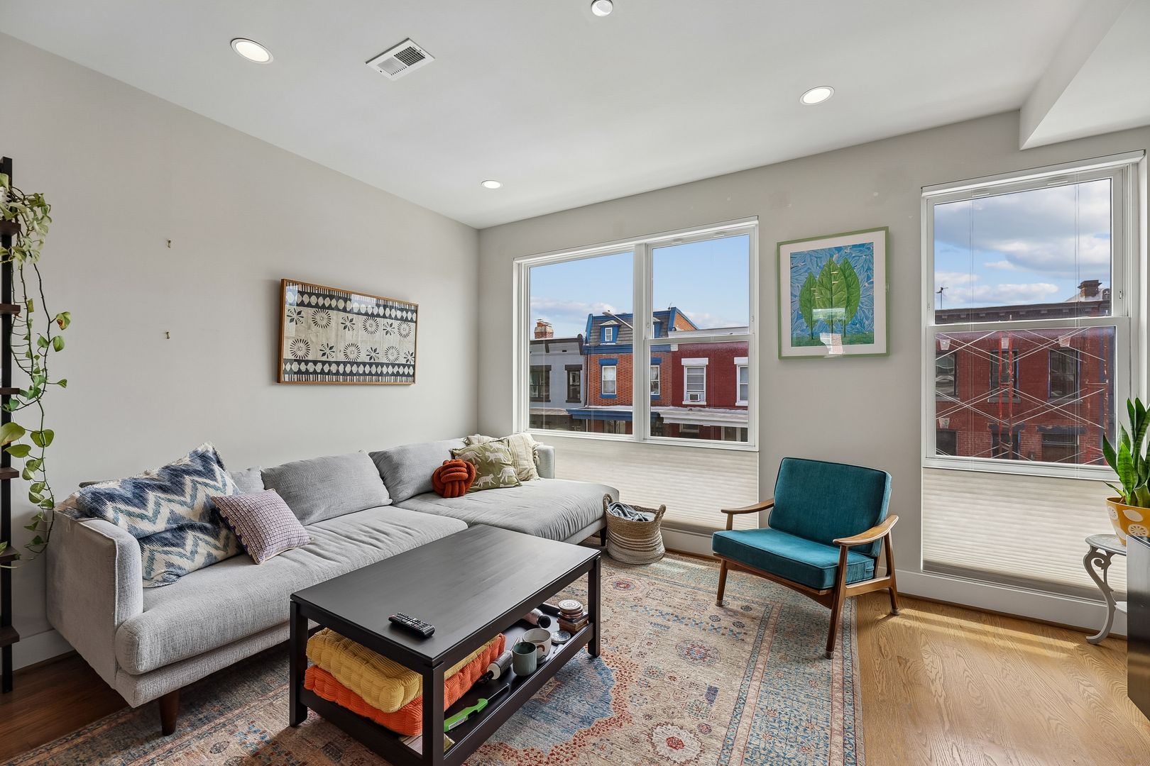 Washington Condo: 619 Harvard St. NW #2