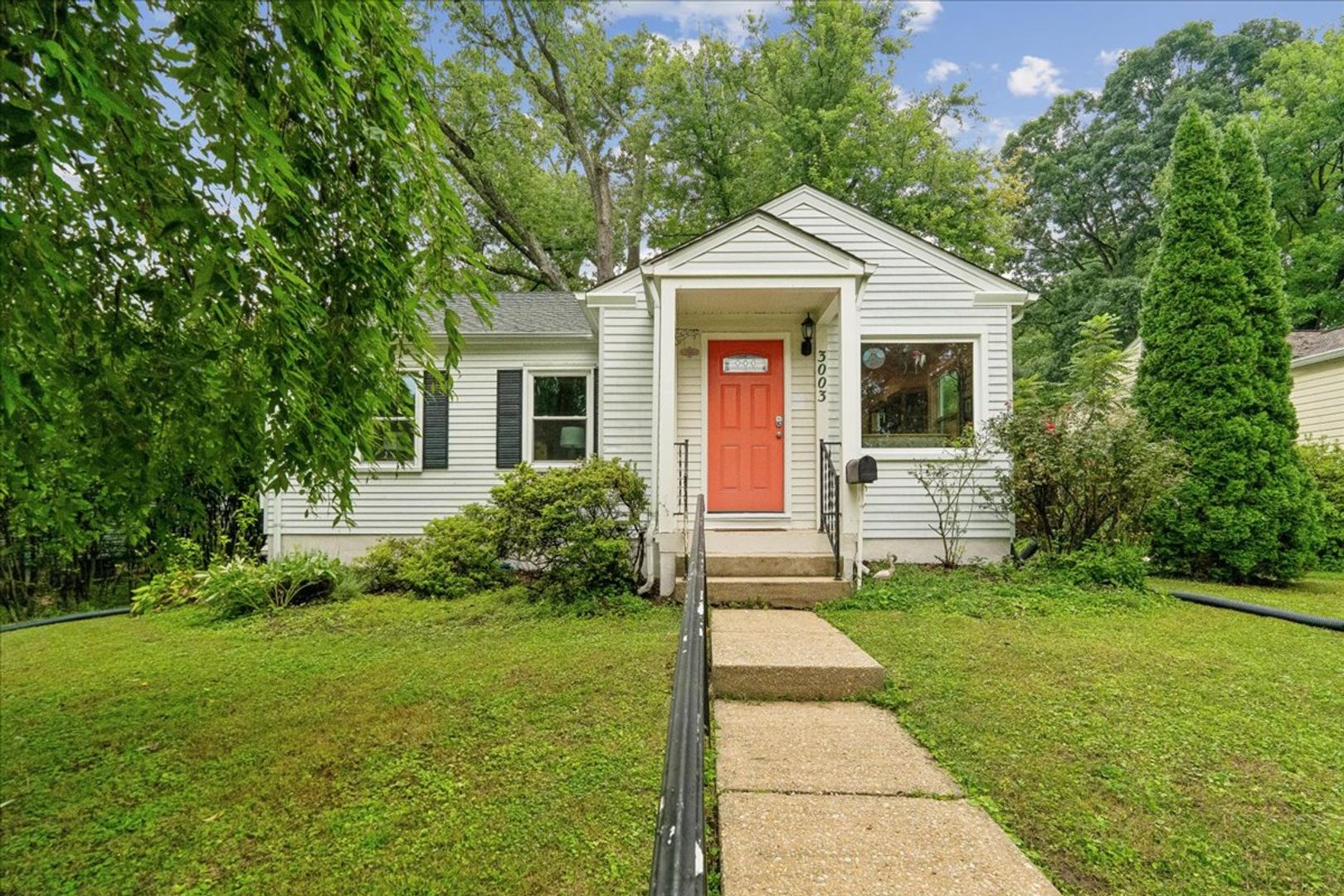 KENSINGTON House: 3003 BLUEFORD RD
