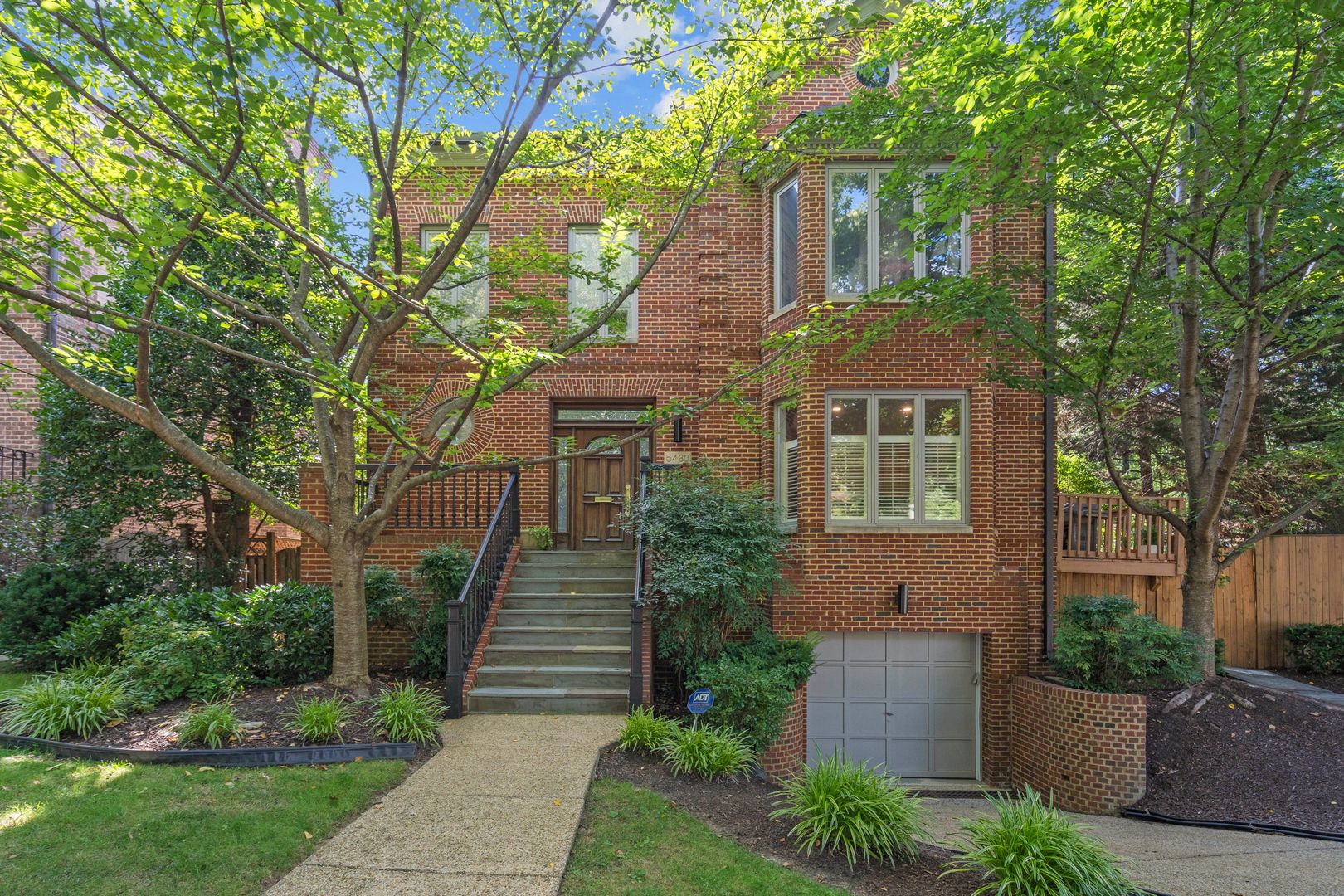 WASHINGTON House: 5430 CHEVY CHASE PKWY NW