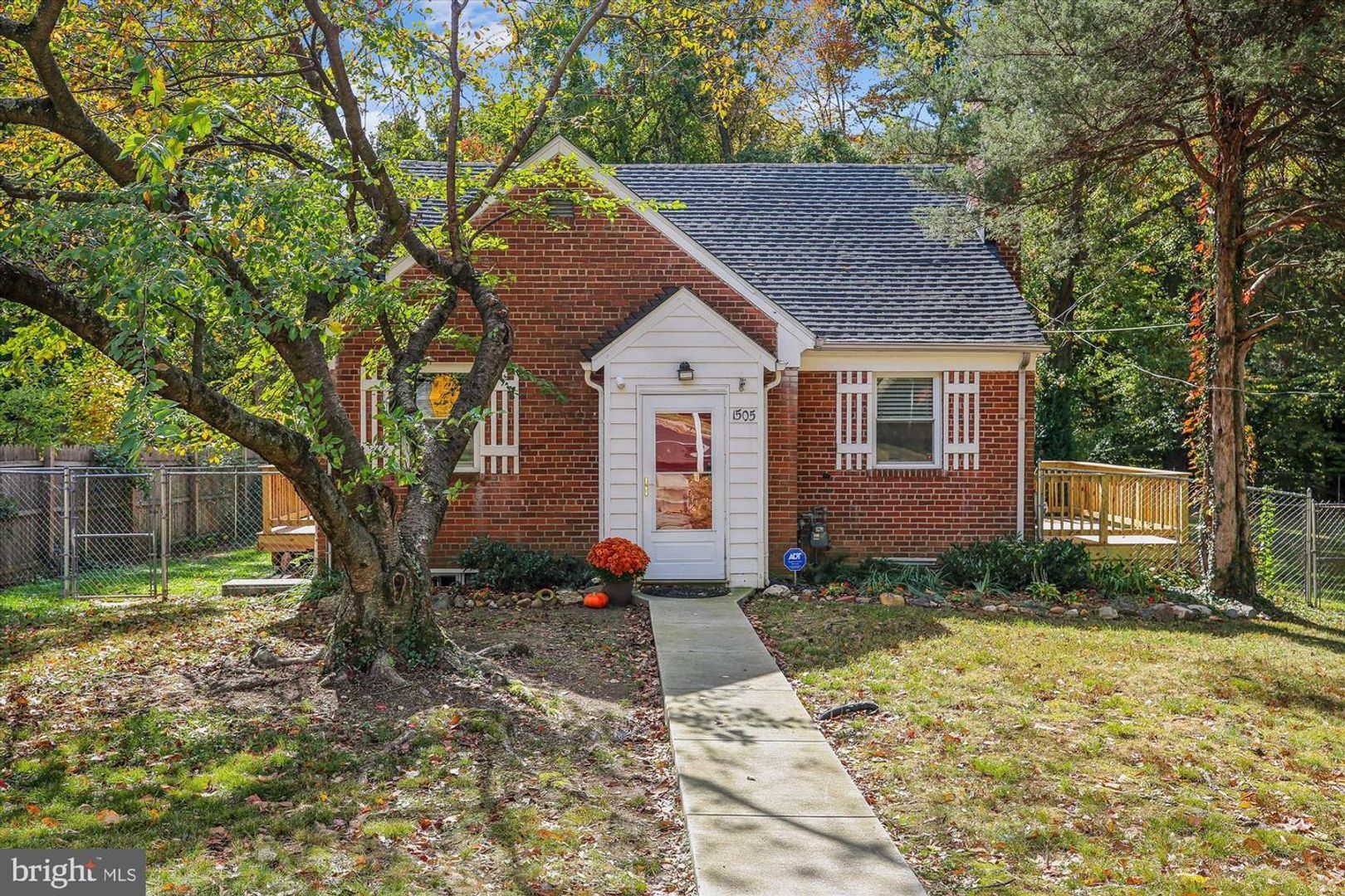 Takoma Park House: 1505 Drexel St