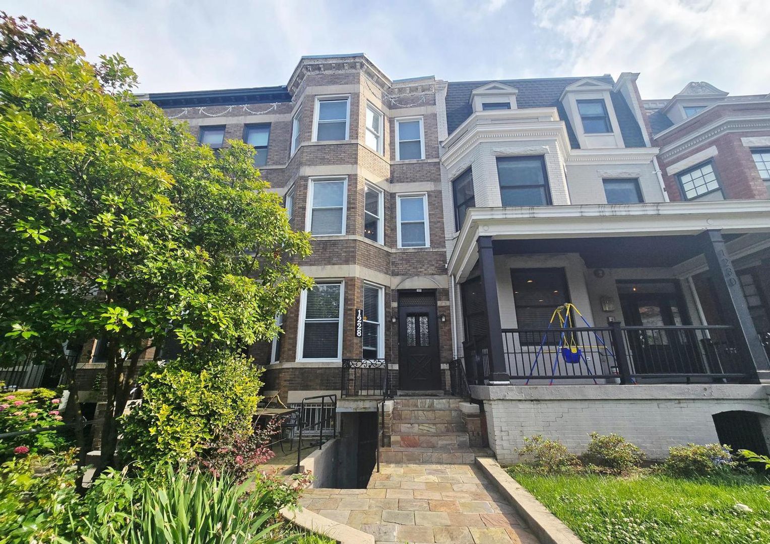 WASHINGTON House: 1228 FAIRMONT ST NW