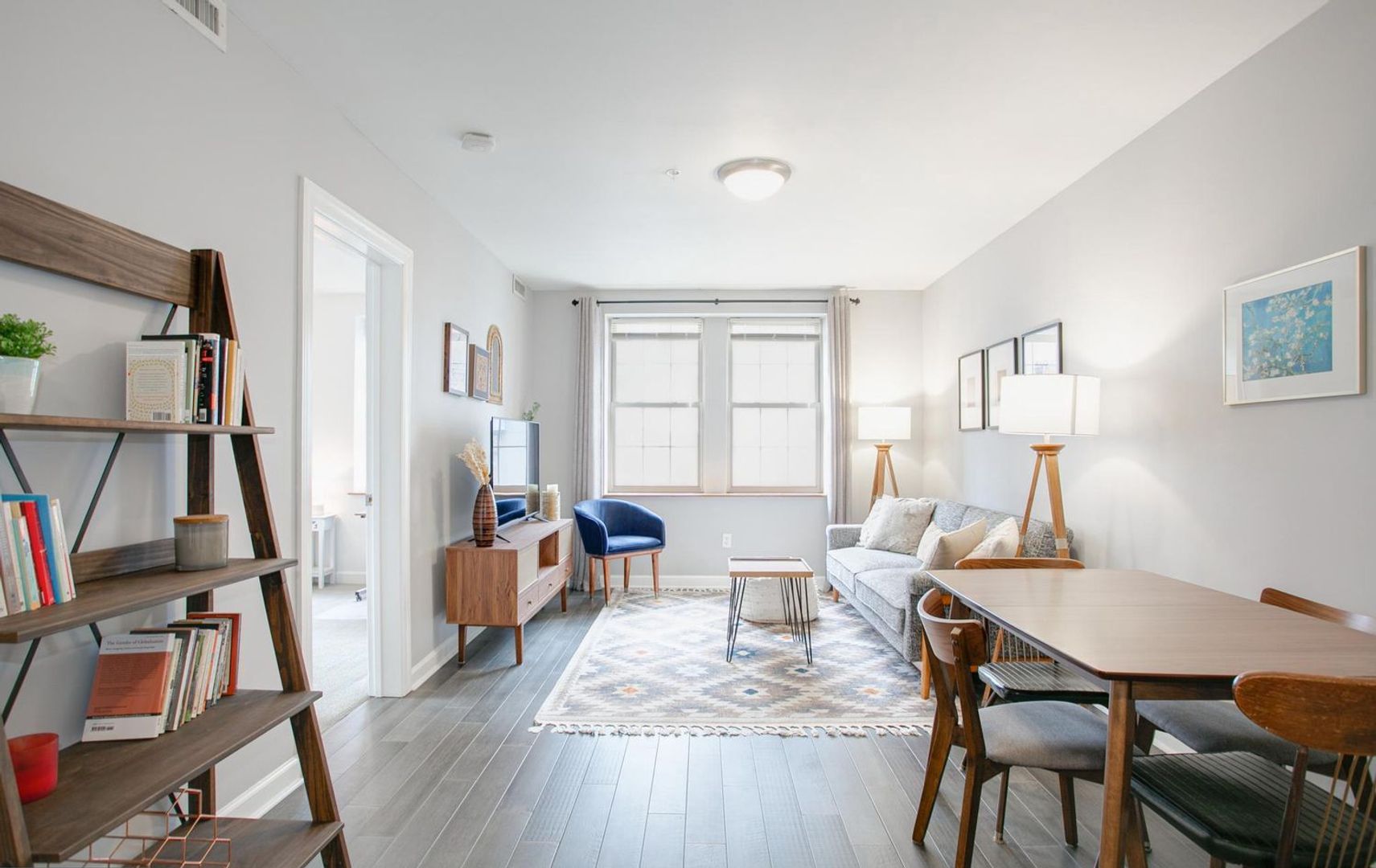 Washington Condo: 1417 Newton St NW #207