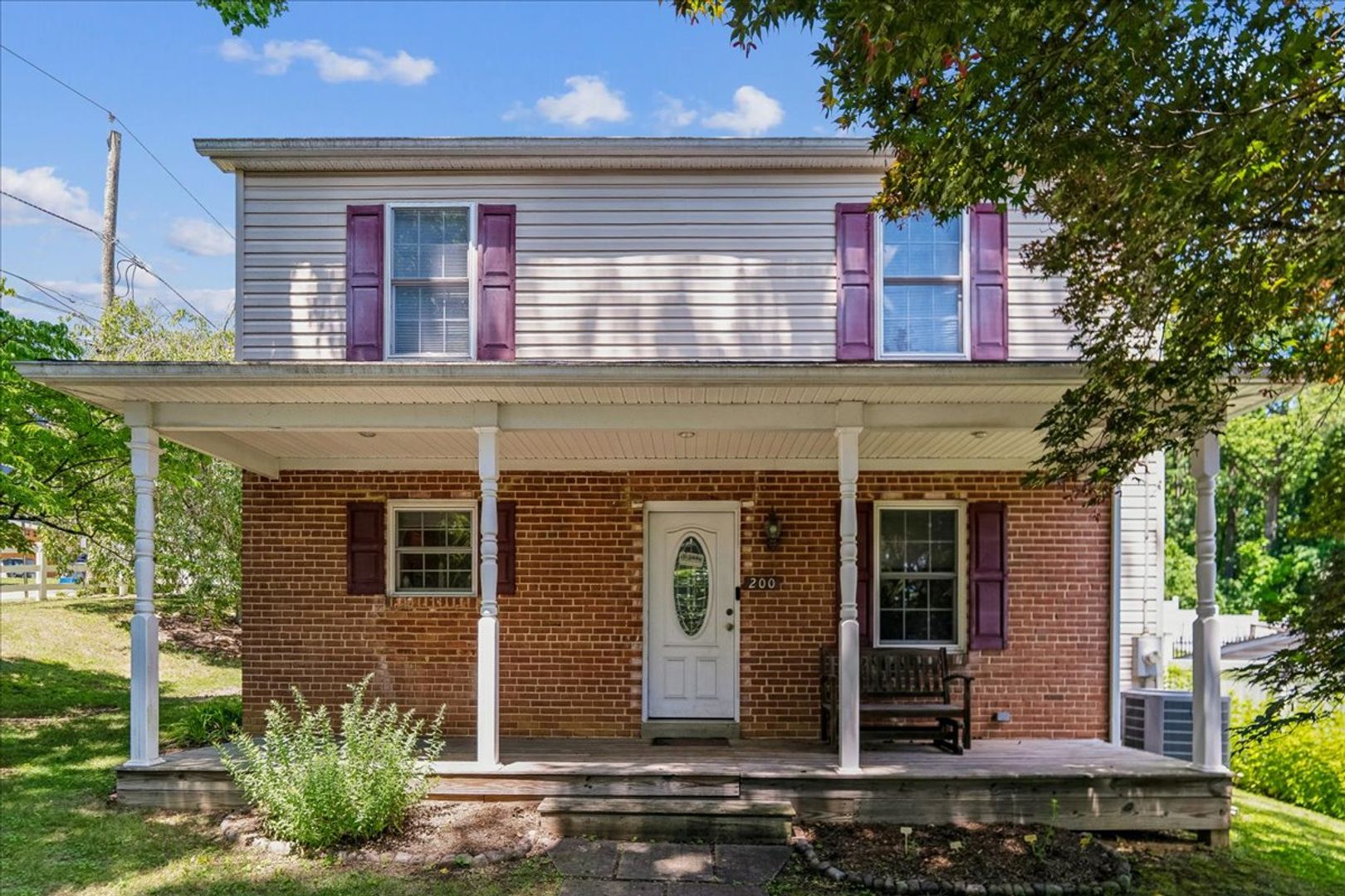 SILVER SPRING House: 200 GENEVA AVE