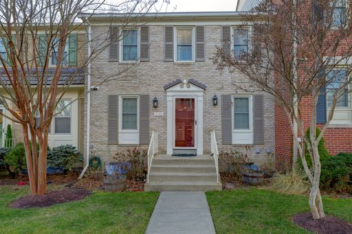 4048 Norbeck Square Dr, Rockville, MD 20853