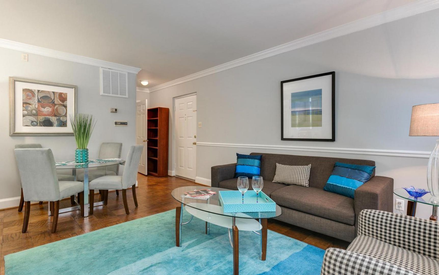 Washington House: 1201 O St NW #1A
