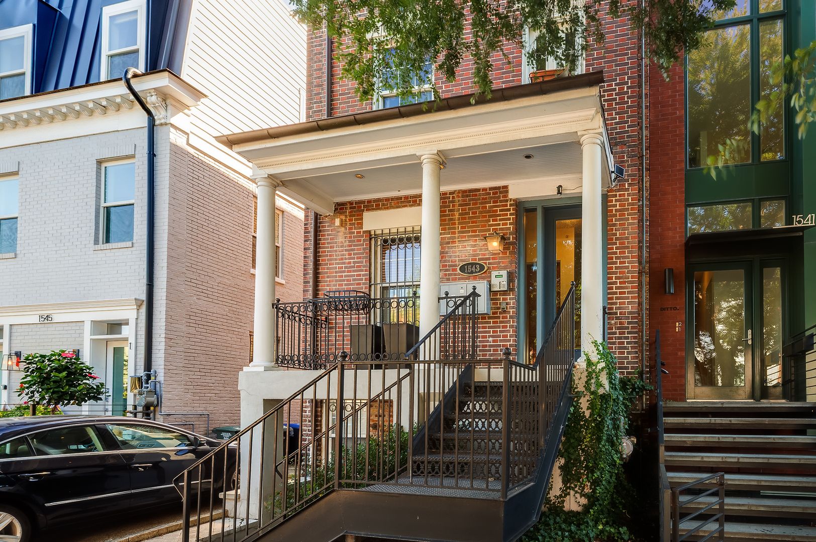 Washington House: 1543 6th St NW #101