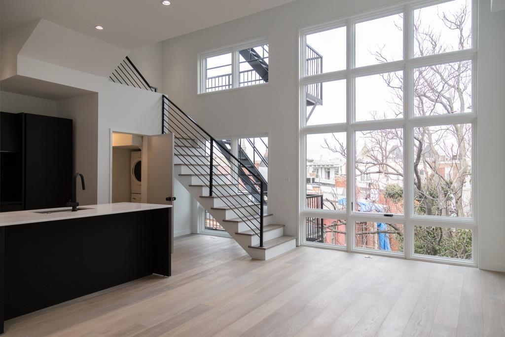 Washington Apartment: 1443 Euclid St NW