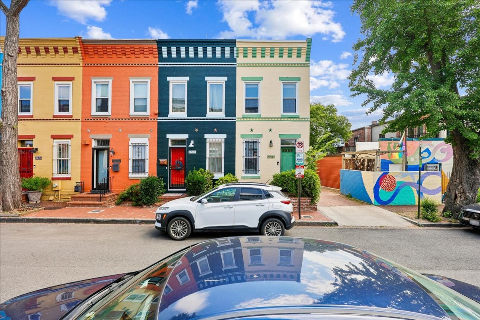 Washington House: 2207 12th Place NW