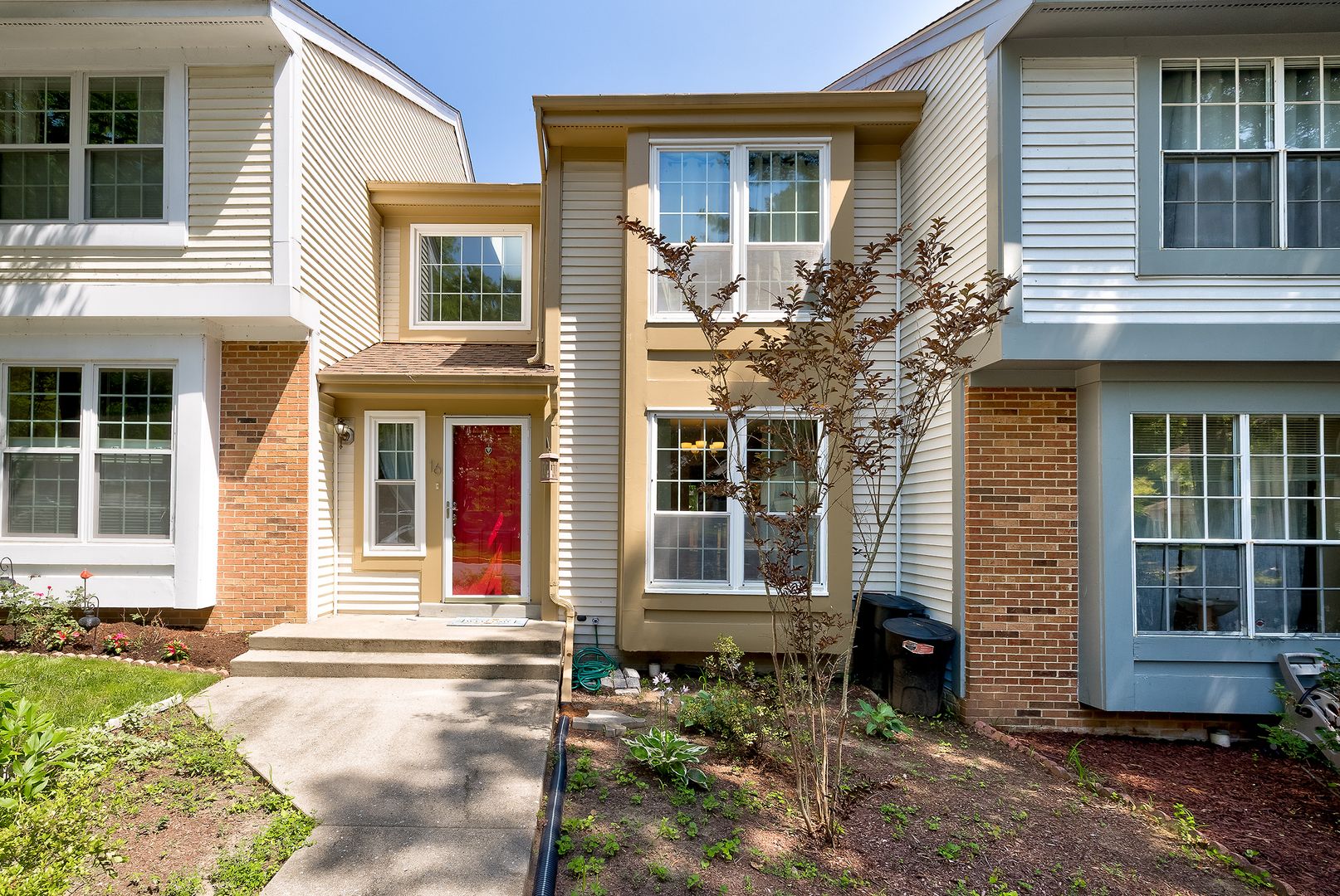 Silver Spring Townhome: 16 Casino Ct