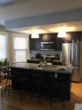 640 Smith St - 4br/1ba First Floor! – photo 1