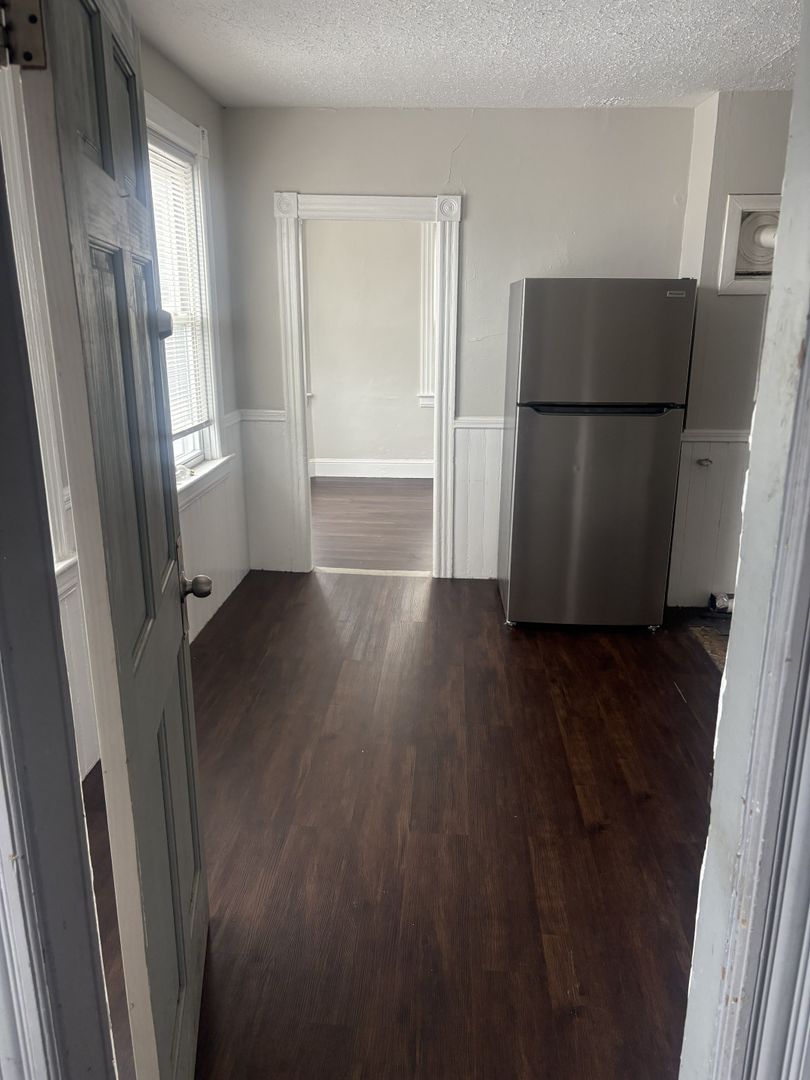 Providence Apartment: 3 Spruce St.