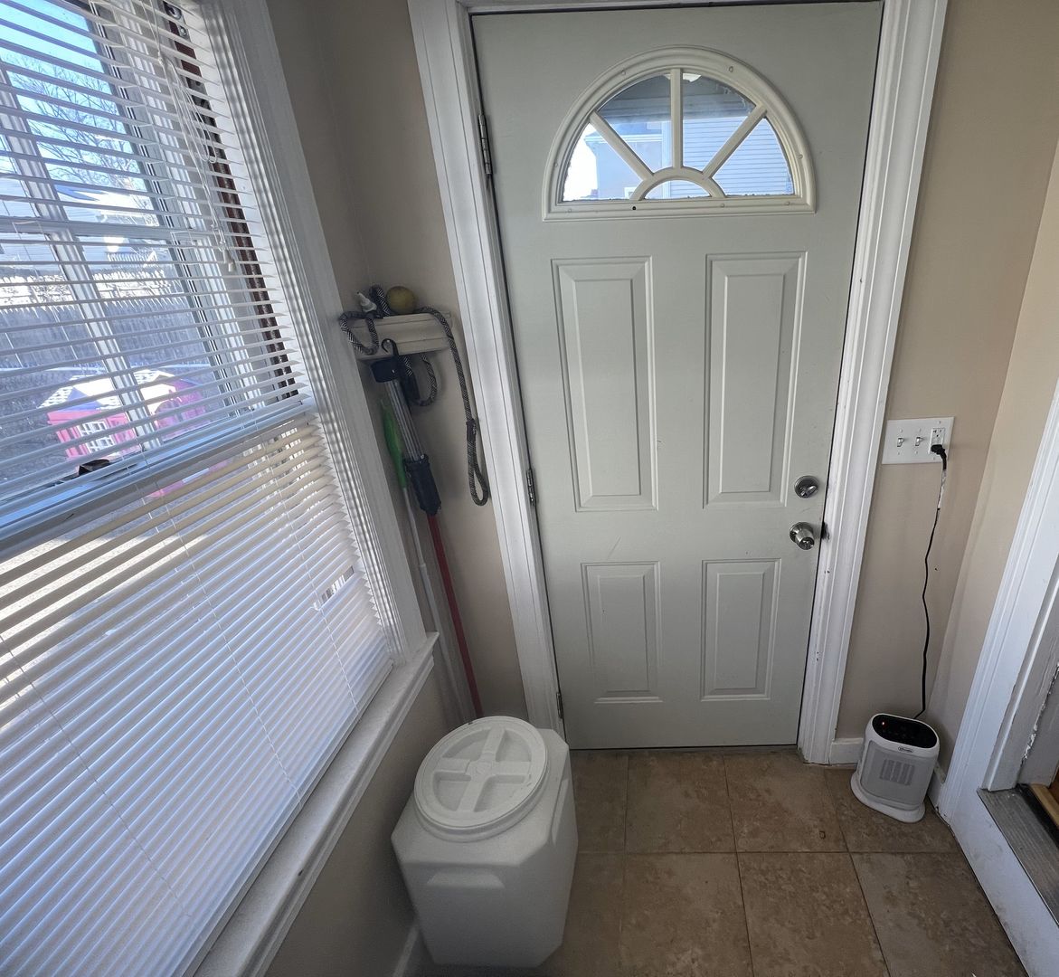 Providence Apartment: 19 Joy St.