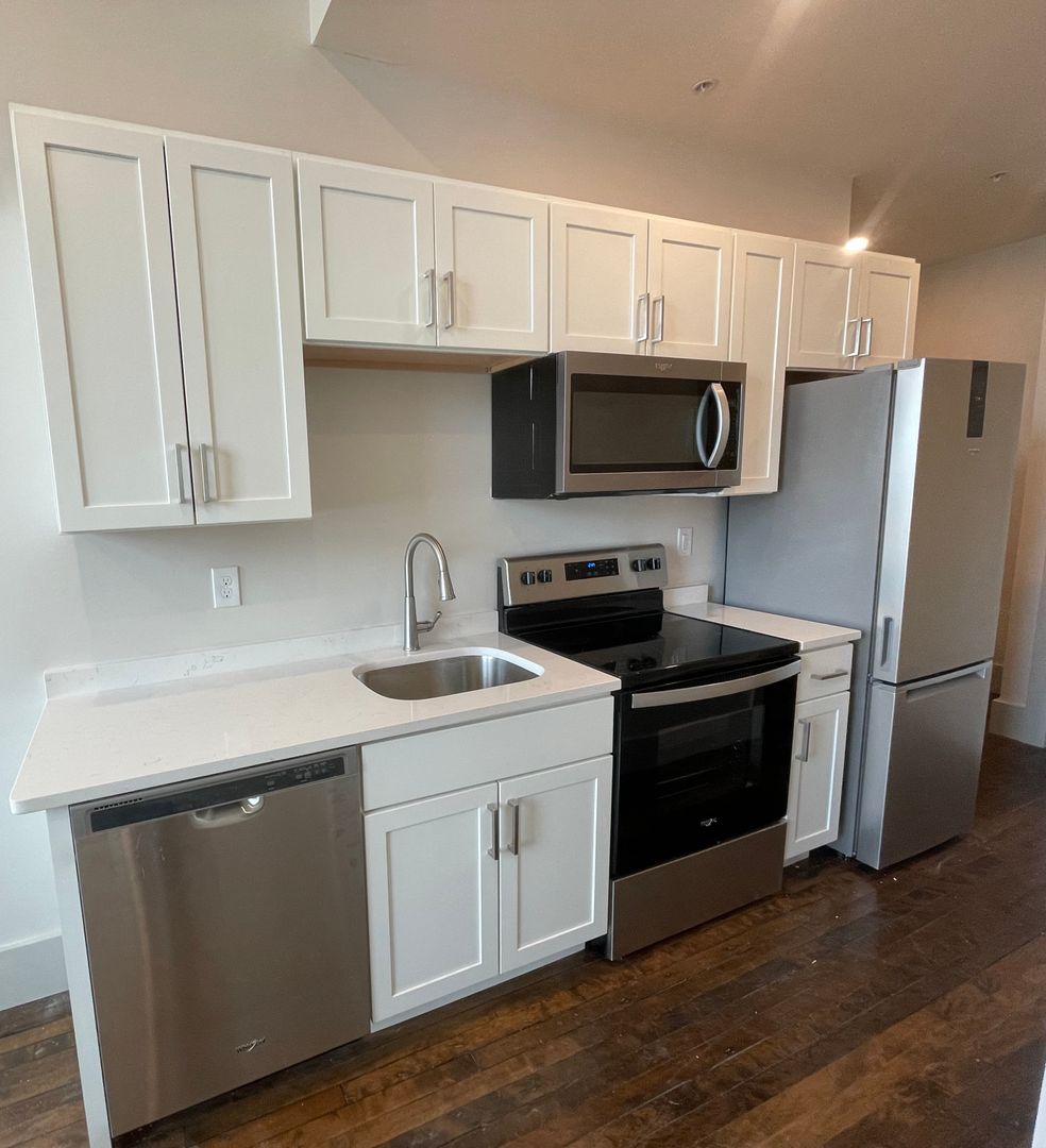 North Providence Apartment: 2 Thomas Street