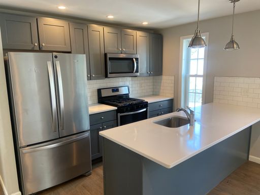 Massive 6br/2ba Next to Providence College – photo 1