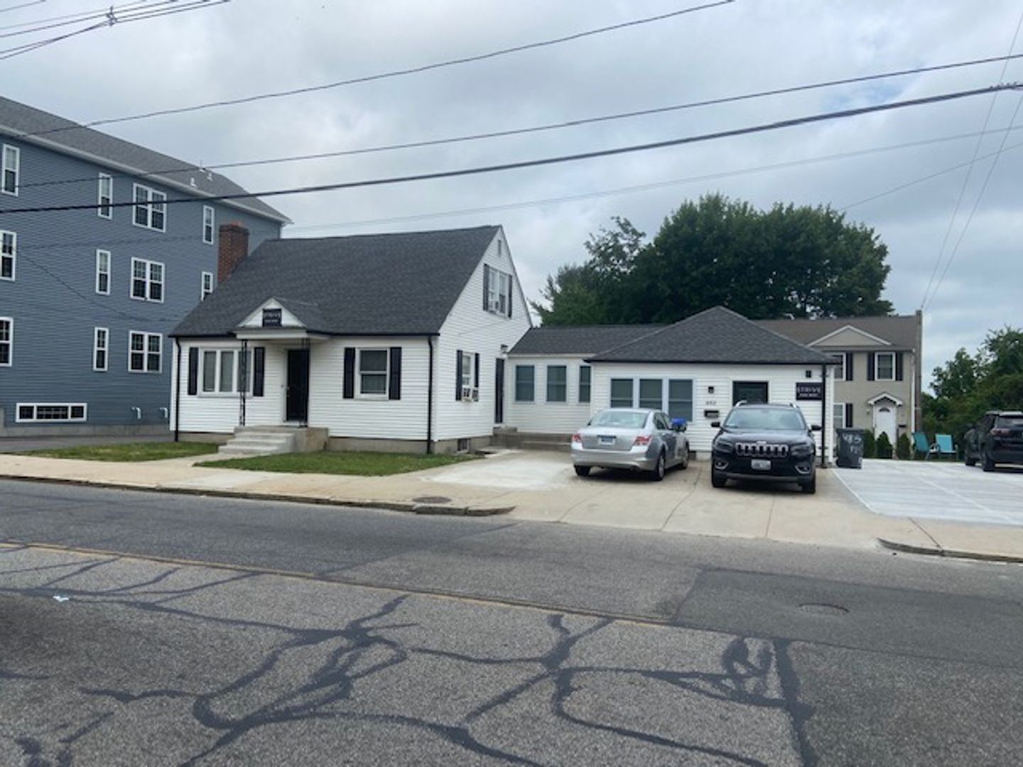 Providence Apartment: 485 Admiral St
