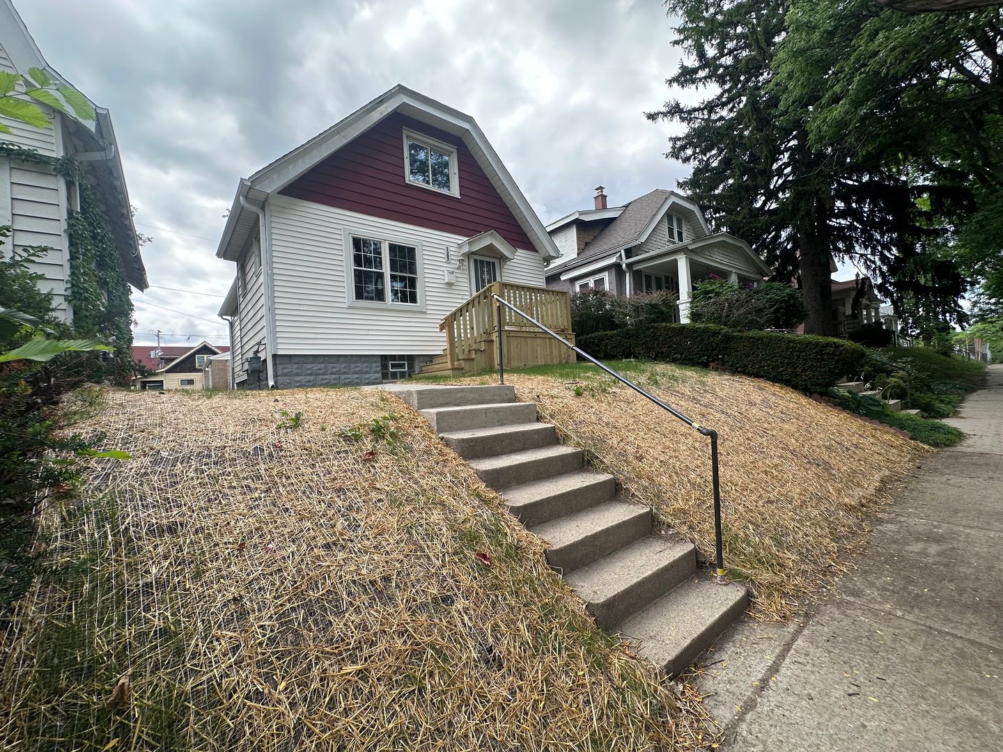 Milwaukee House: 3307 N 42ND ST