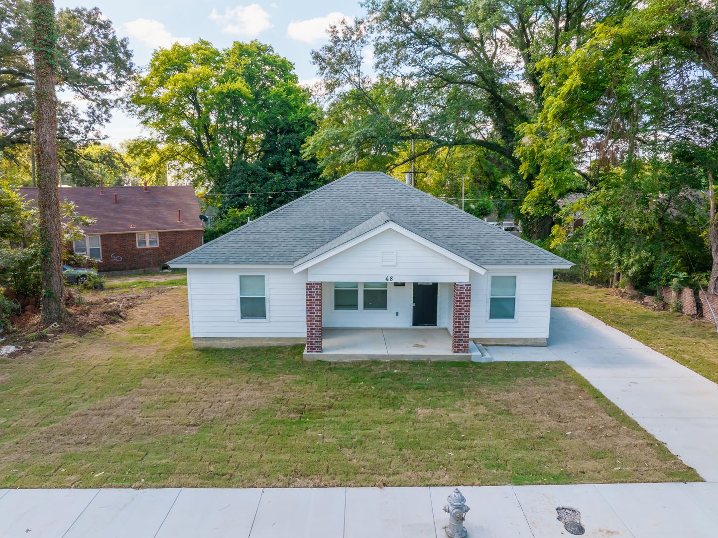 Memphis House: 48 SHADY LN