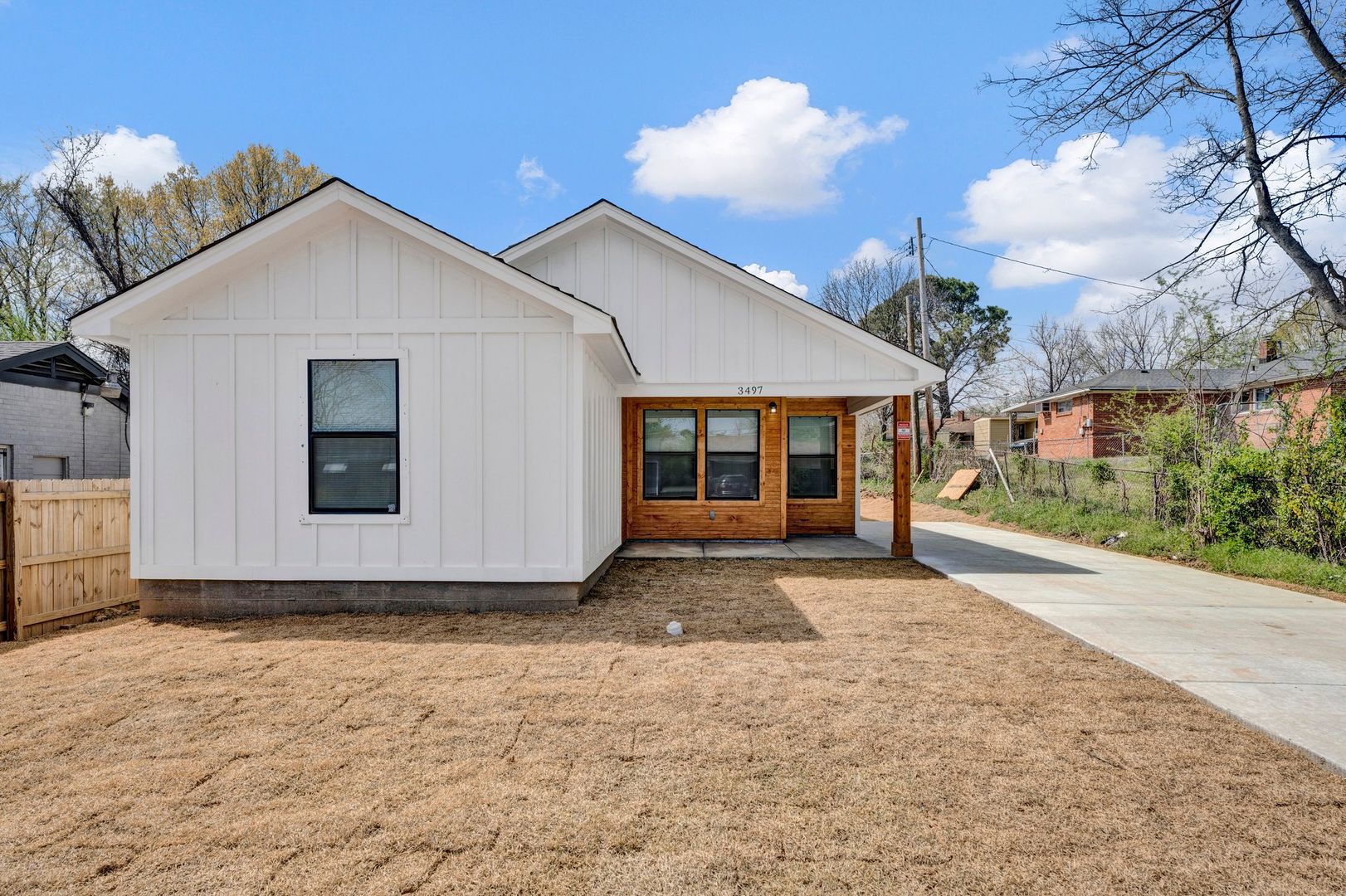 MEMPHIS House: 3497 DAGGETT RD