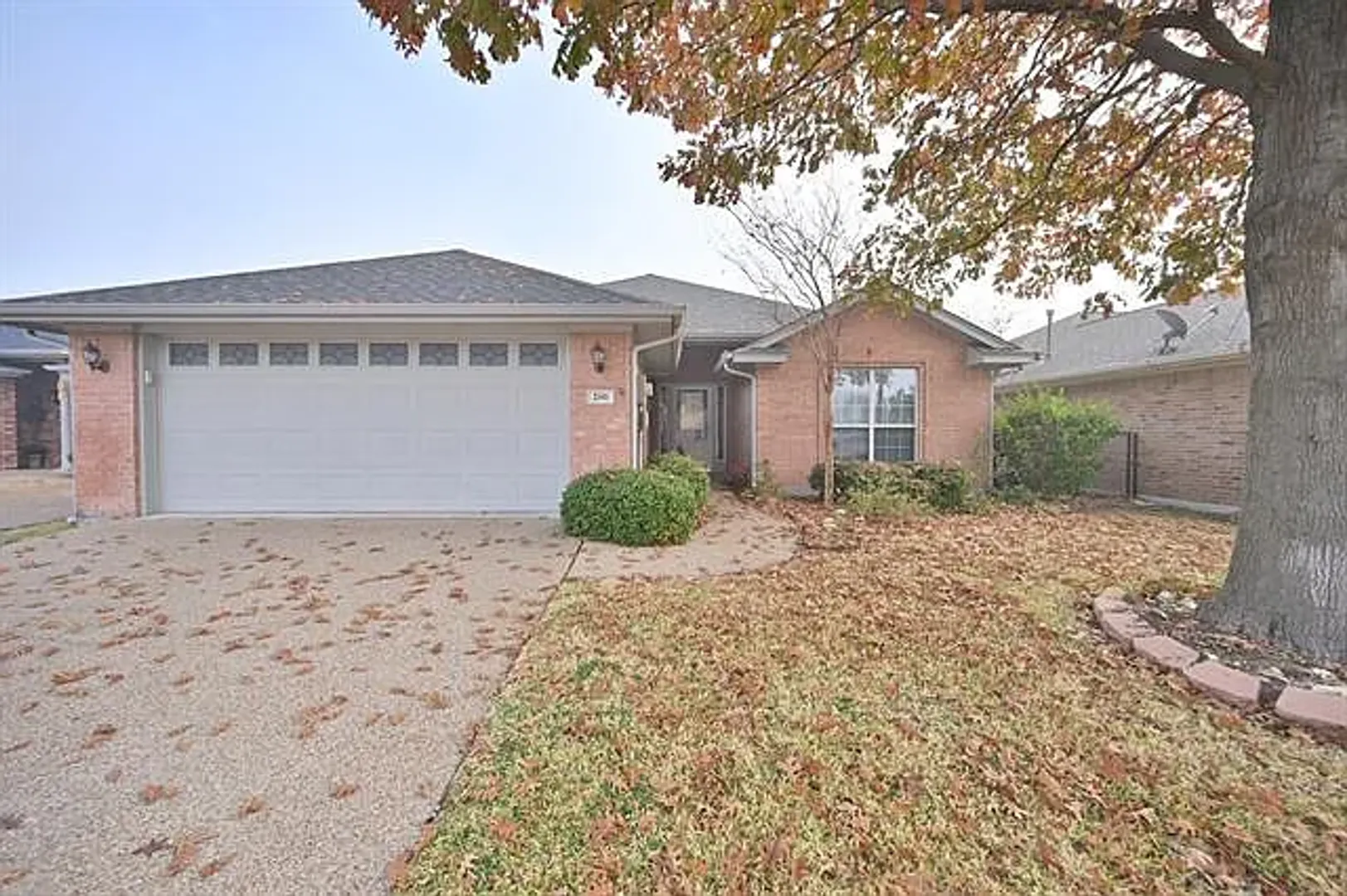 Waxahachie House: 200 Bluebonnet Ln.