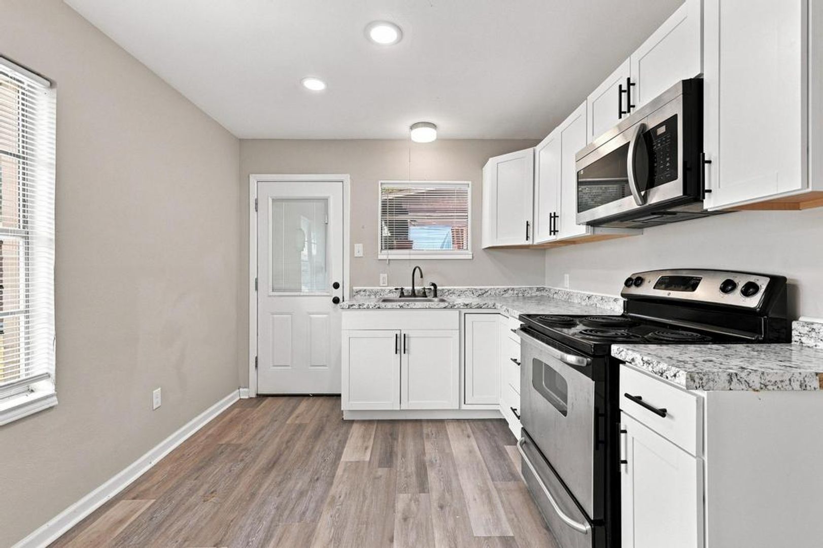 315 S. Loving Ave. - NEW 9 of 12