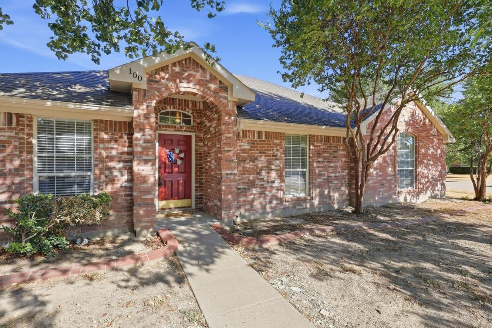 100 Oak Hollow Ln. 5 of 12