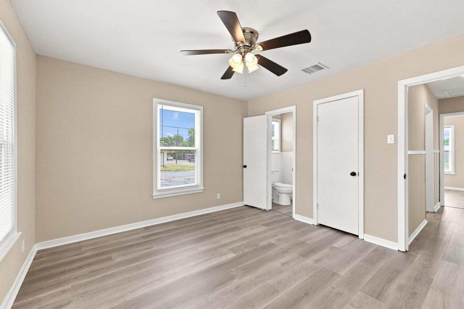 1717 E. Cherry St. 21 of 30