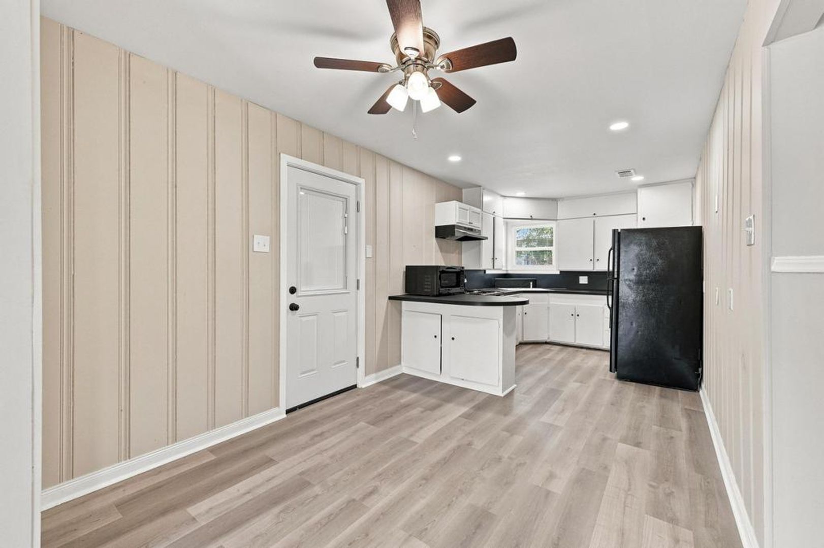 1717 E. Cherry St. 10 of 12
