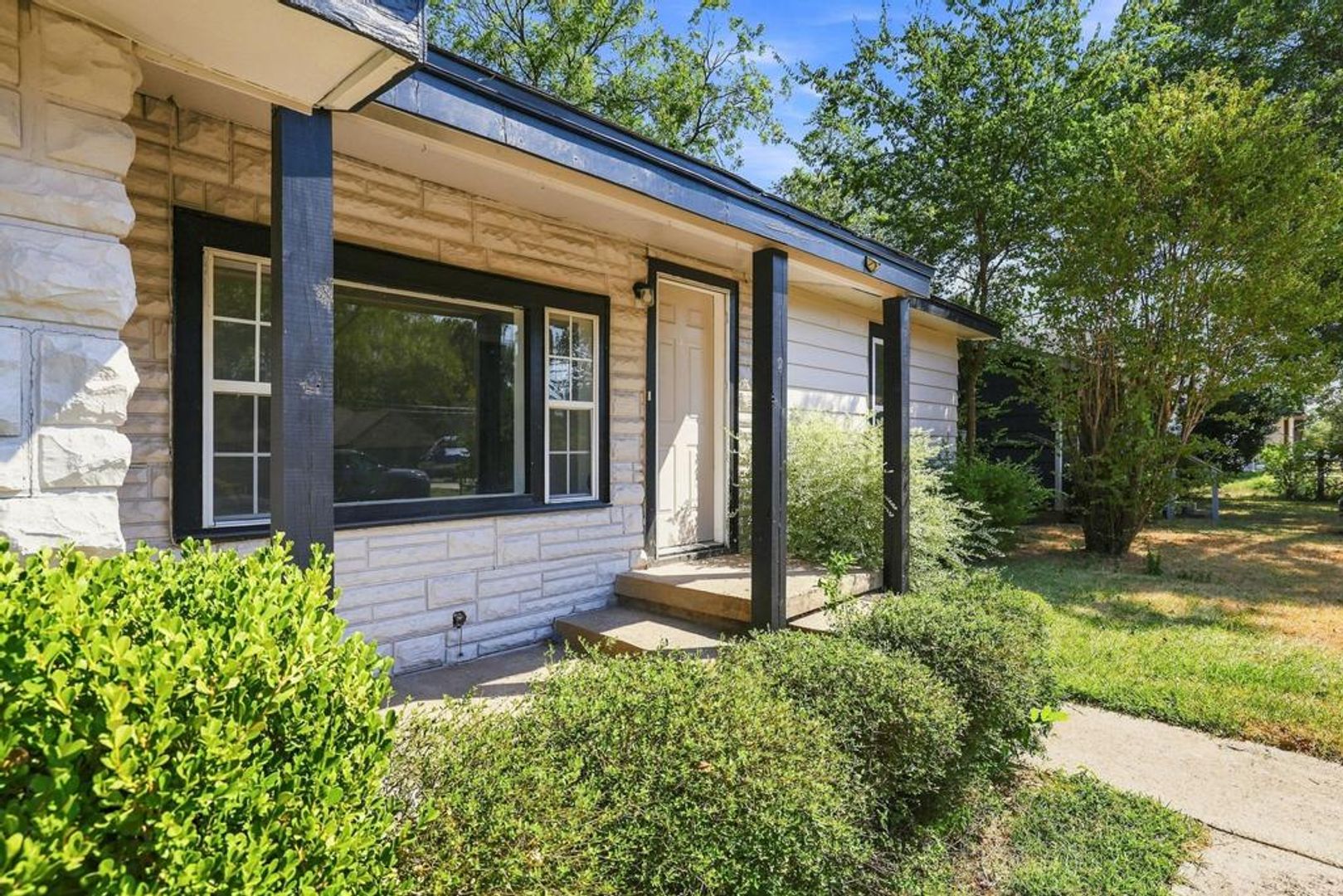Denison House: 2907 W. Washington St.