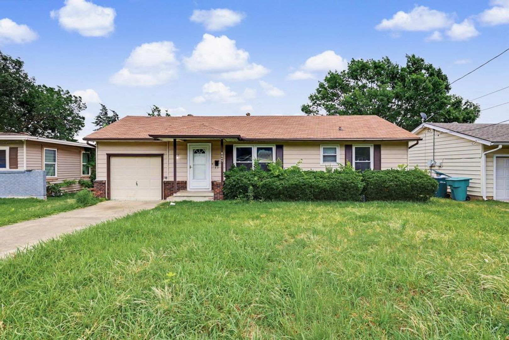 Sherman House: 2407 N. Shannon St. - NEW