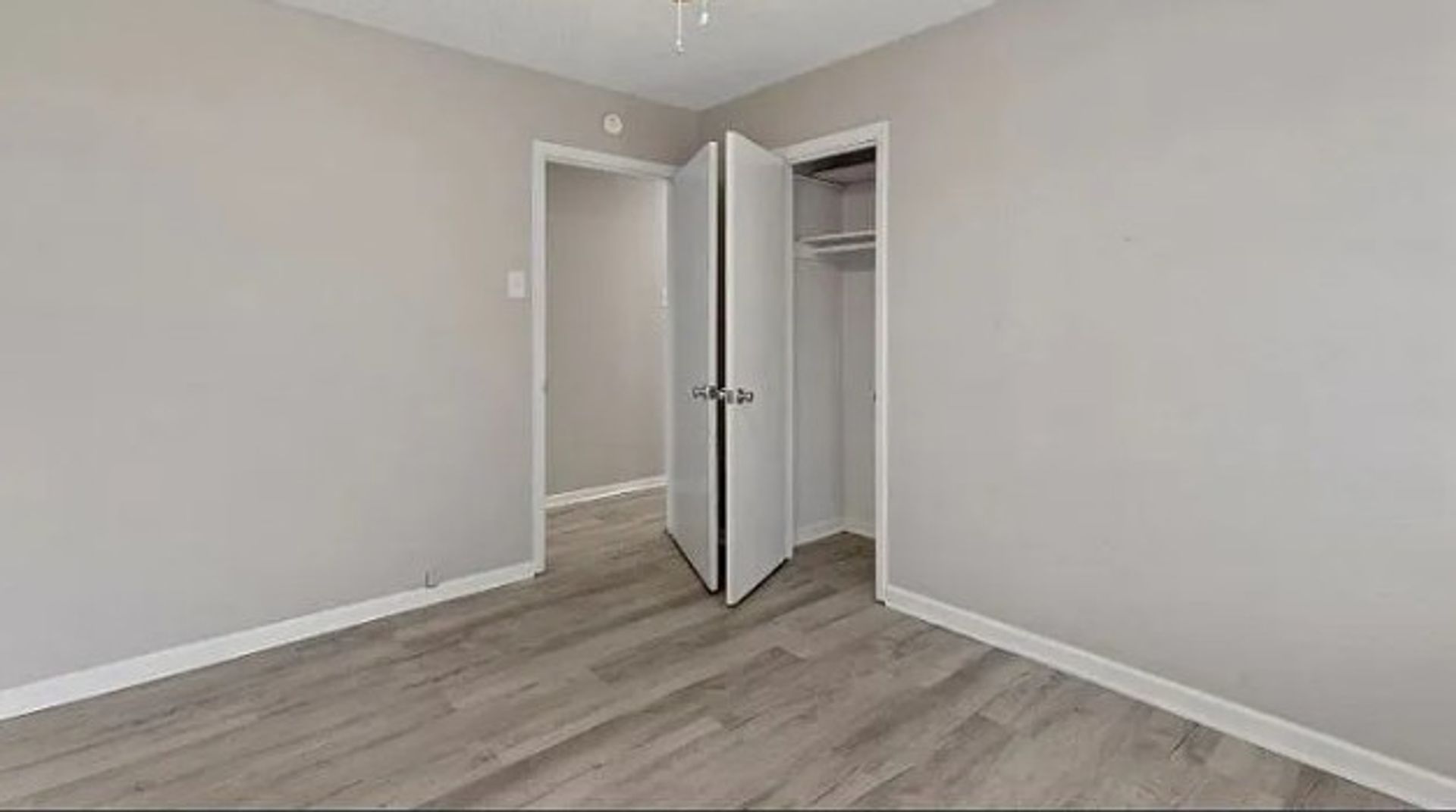 315 S. Loving Ave. - NEW 7 of 10