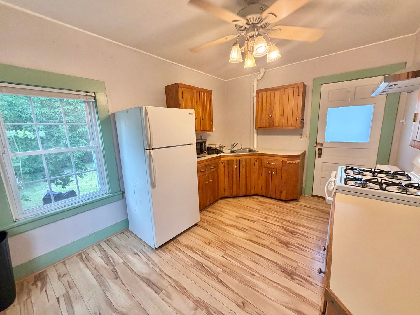 Burlington Apartment: 30 Sherman Street