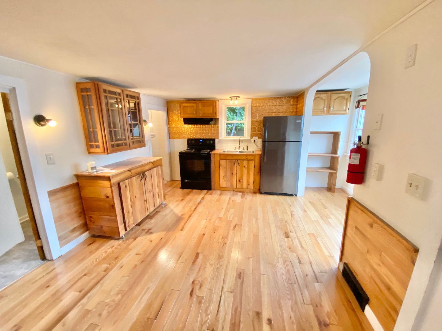 Burlington Apartment: 132 North Champlain Street