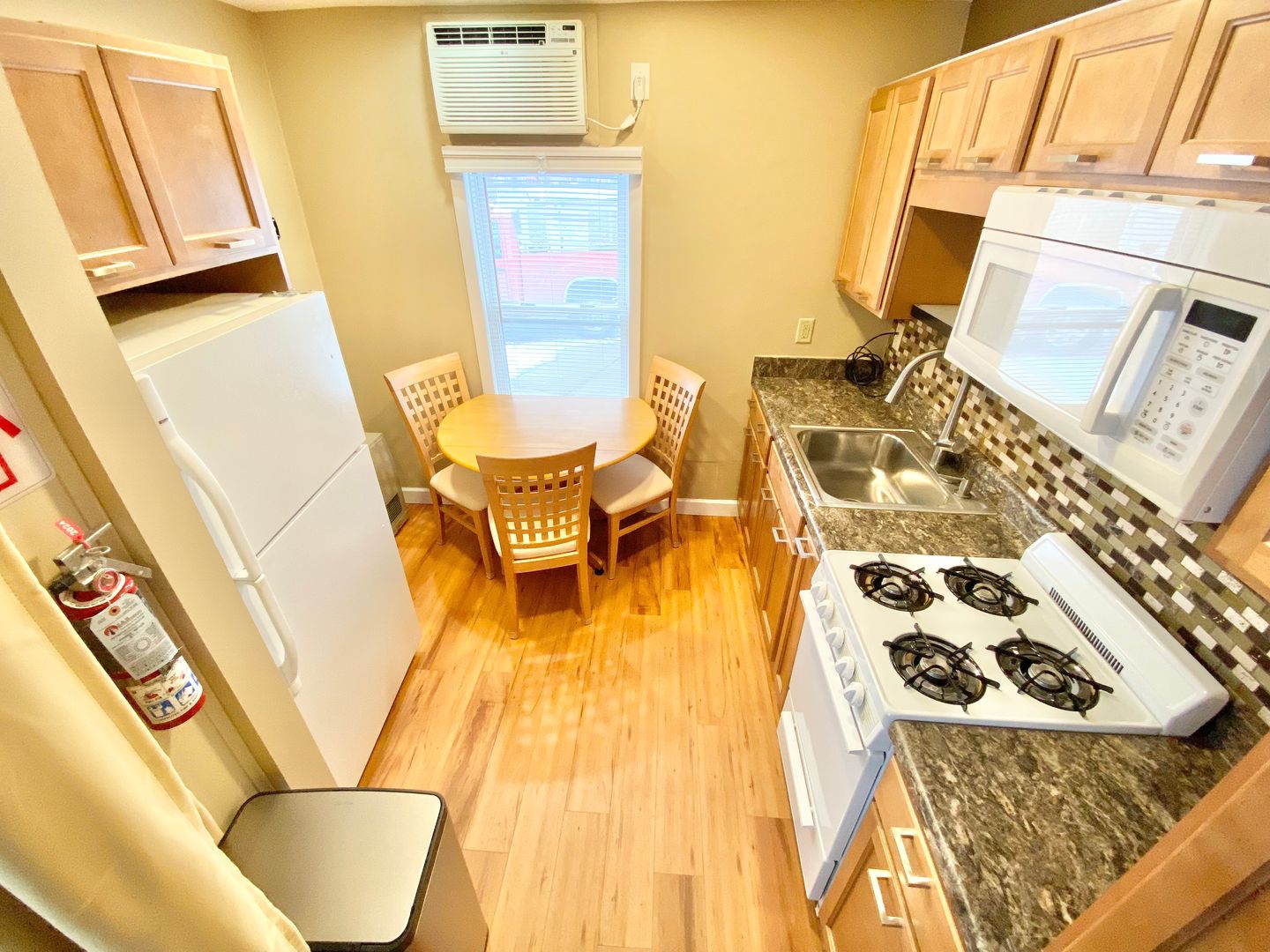 Burlington Apartment: 15-17 North Champlain St