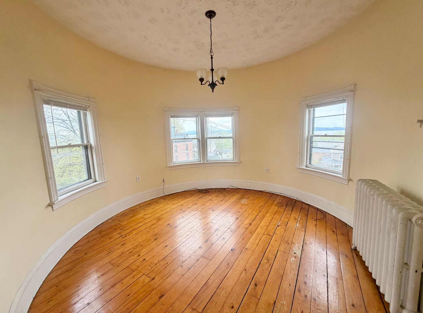 Burlington Apartment: 222 South Union St - 6