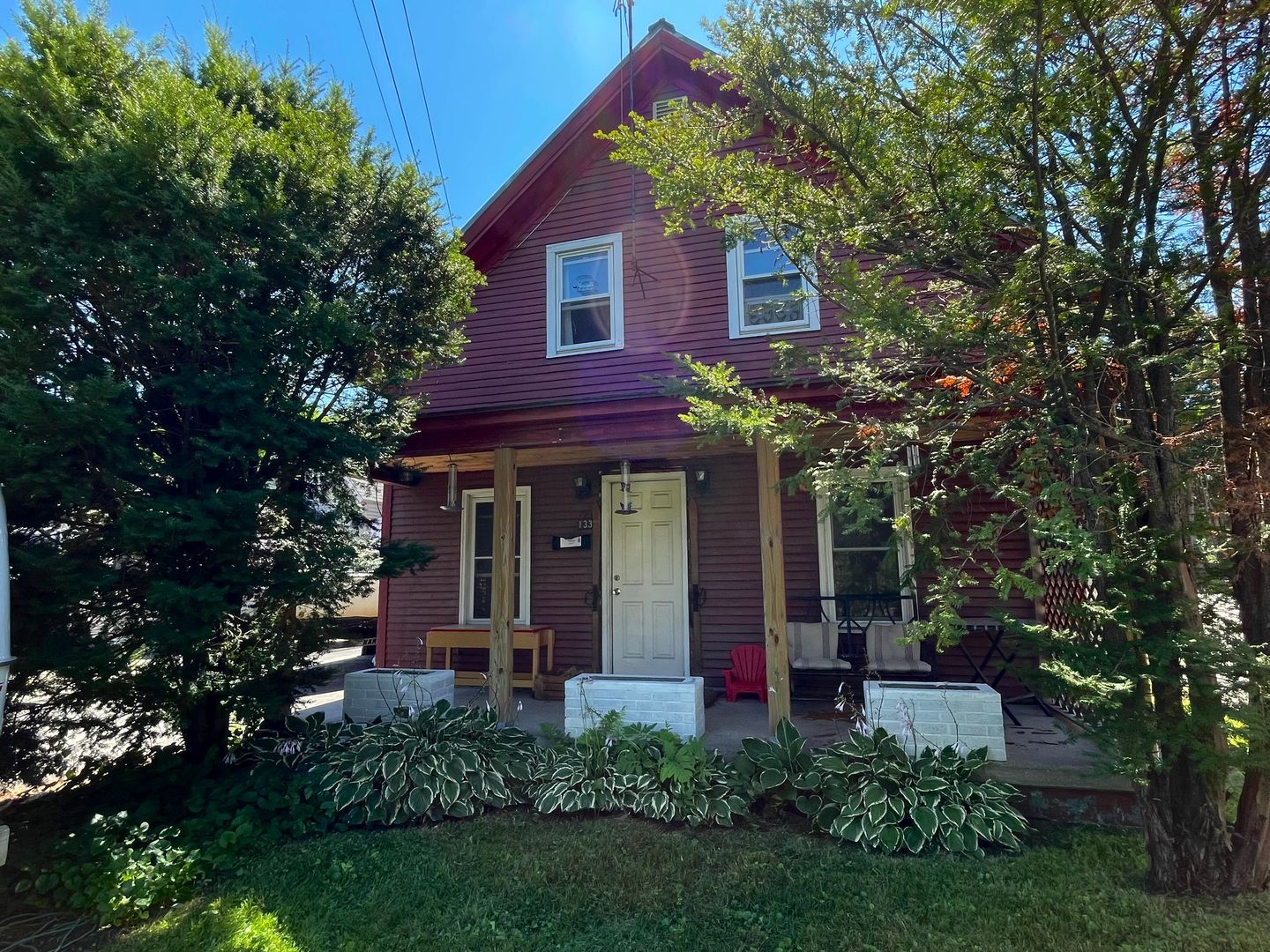 Waterbury House: 133 S Main St