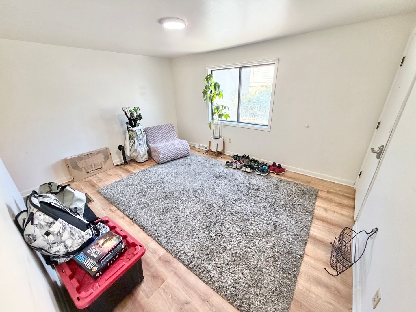 Burlington Apartment: 1036 North Avenue