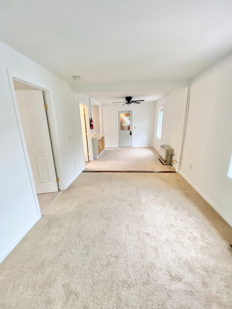 Burlington Apartment: 132 North Champlain Street