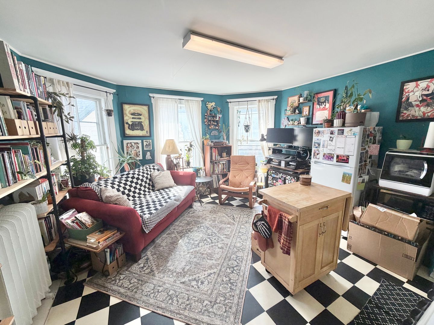 1 Bedroom in Burlington VT Available NOW! 2 of 11