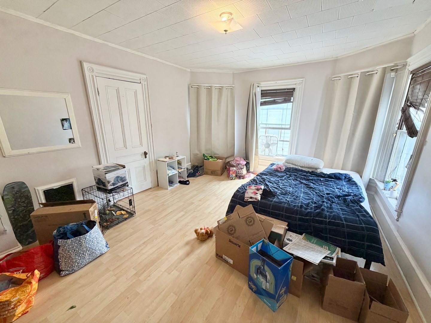 Burlington Apartment: 26 Clarke Street