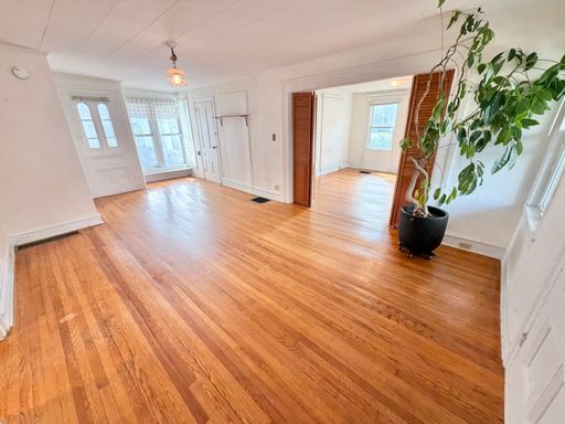 2 Bedroom Apartment Hinesburg Available NOW