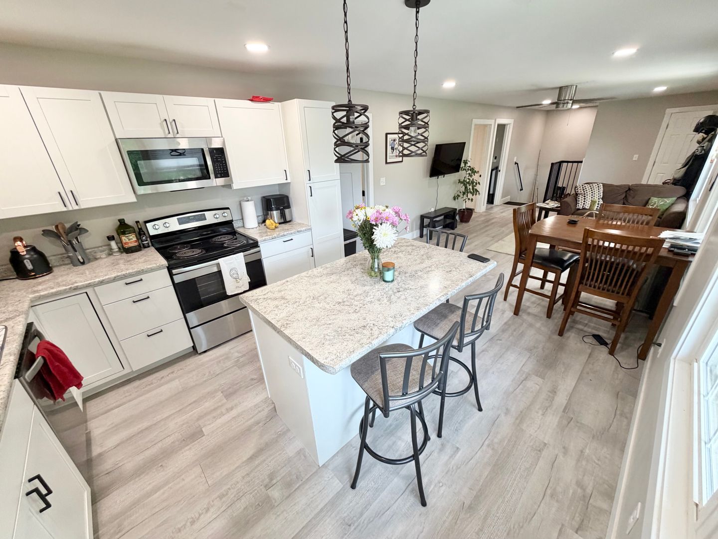South Hero Apartment: 127 Station Rd