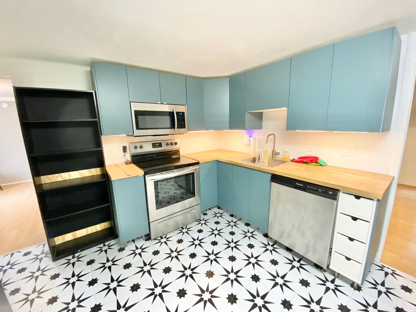 Burlington Apartment: 93 Walnut st